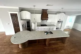 238 W 24th St, Houston, TX 77008 - Photo 3