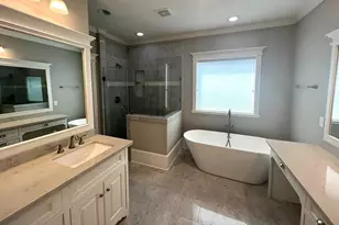 238 W 24th St, Houston, TX 77008 - Photo 11