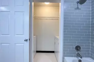 7021 Smith Dr, Hitchcock, TX 77563 - Photo 15