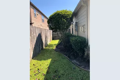4611 Pin Oak Creek Lane, Kingwood, TX 77345 - Photo 27