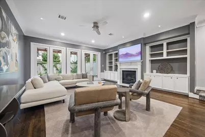 2109 Briarglen Drive, Houston, TX 77027 - Photo 13