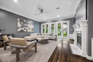 2109 Briarglen Dr, Houston, TX 77027 - Photo 11