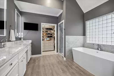 2109 Briarglen Drive, Houston, TX 77027 - Photo 25