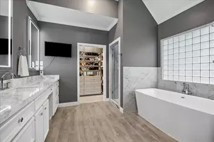 2109 Briarglen Dr, Houston, TX 77027 - Photo 25