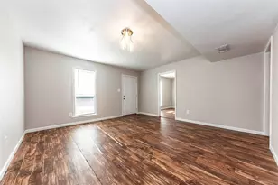 123 S Carroll St, La Porte, TX 77571 - Photo 5