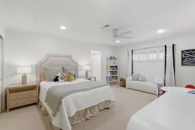 6260 Longmont Drive, Houston, TX 77057 - Photo 15