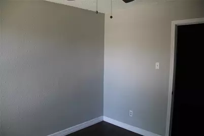 9303 Pagewood Lane, Houston, TX 77063 - Photo 17