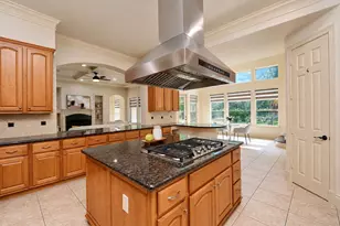 5215 Eagle Pointe Ct, Sugar Land, TX 77479 - Photo 15