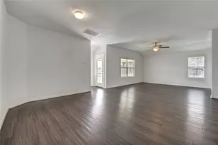 12326 Sabine Point Dr, Humble, TX 77346 - Photo 9