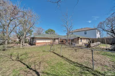 3826 Noah Street, Houston, TX 77021 - Photo 33