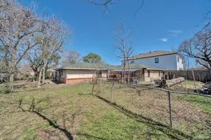 3826 Noah St, Houston, TX 77021 - Photo 33