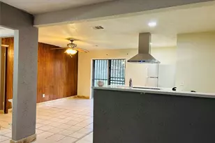 7619 Vernwood St, Houston, TX 77040 - Photo 9