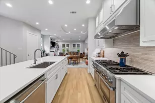 209 Malone St, Houston, TX 77007 - Photo 9