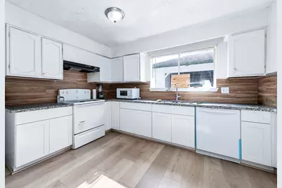 16034 Glen Mar Dr, Houston, TX 77082 - Photo 7