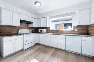 16034 Glen Mar Dr, Houston, TX 77082 - Photo 7