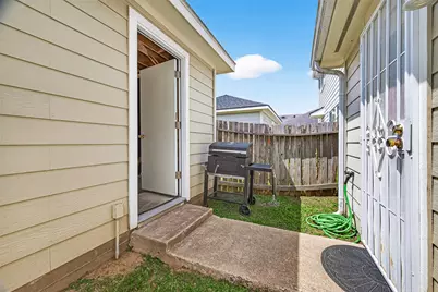 6207 Lone Prairie Way, Katy, TX 77449 - Photo 37