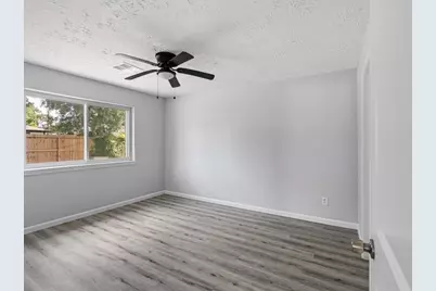 10146 Valley Club Drive, Houston, TX 77078 - Photo 7