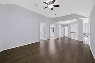 1431 N Medio River Cir, Sugar Land, TX 77478 - Photo 17