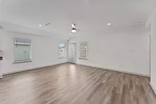 1026 Great Barracuda Ln, Alvin, TX 77511 - Photo 13