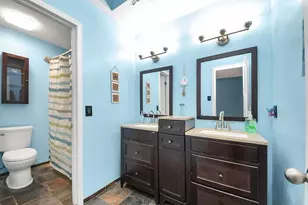 16406 Shady Elms Dr, Houston, TX 77059 - Photo 17