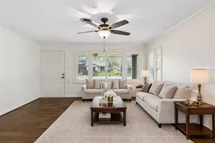 2038 Viking Dr, Houston, TX 77018 - Photo 11