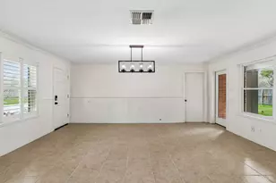 2038 Viking Dr, Houston, TX 77018 - Photo 9