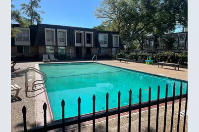 12633 Memorial Drive #223, Houston, TX 77024 - Photo 5