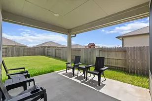 10716 Discovery Ln, Texas City, TX 77951 - Photo 31