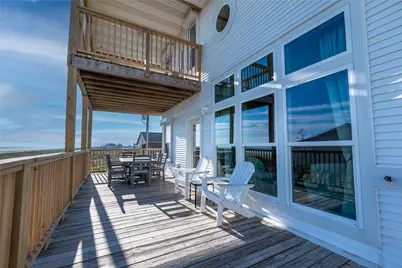 23169 Gulf Drive, Galveston, TX 77554 - Photo 17