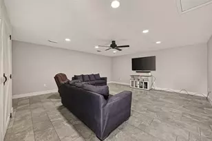 1242 Wardmont St, Houston, TX 77037 - Photo 19