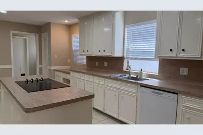2218 Woodland Park Dr Street, Houston, TX 77077 - Photo 7