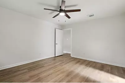 2922 Park Garden Drive, Houston, TX 77339 - Photo 15