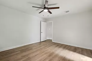 2922 Park Garden Dr, Houston, TX 77339 - Photo 15