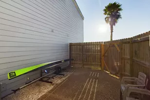 1001 Cape Velero Dr, Rockport, TX 78382 - Photo 19