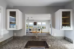 1001 Cape Velero Dr, Rockport, TX 78382 - Photo 15