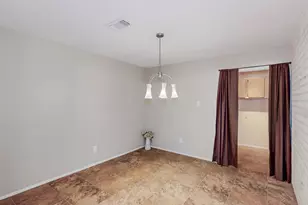 13918 Grosvenor St, Houston, TX 77034 - Photo 9
