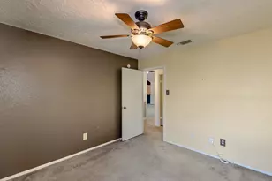 13918 Grosvenor St, Houston, TX 77034 - Photo 17