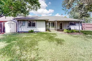 13918 Grosvenor St, Houston, TX 77034 - Photo 27