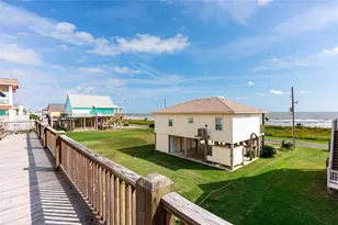 2576 Whitecap, Crystal Beach, TX 77650 - Photo 9