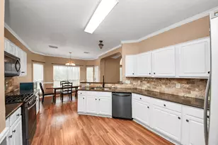 29110 Forest Hill Dr, Magnolia, TX 77355 - Photo 11
