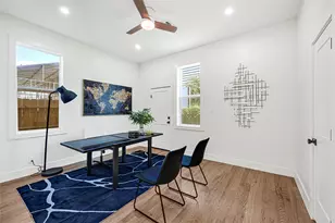 5617 Val Verde St, Houston, TX 77057 - Photo 3