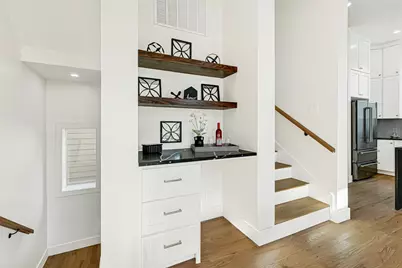 5617 Val Verde Street #B, Houston, TX 77057 - Photo 11