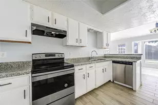 7506 Stone Pine Ln, Houston, TX 77041 - Photo 9