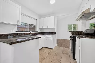 6518 Birdwood Road, Houston, TX 77074 - Photo 23