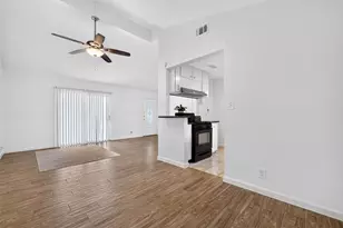 6518 Birdwood Rd, Houston, TX 77074 - Photo 15