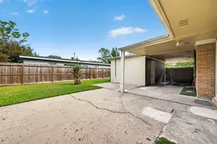6518 Birdwood Rd, Houston, TX 77074 - Photo 41