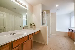 4822 Chase Stone Dr, Bacliff, TX 77518 - Photo 9