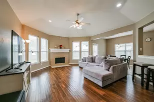 4822 Chase Stone Dr, Bacliff, TX 77518 - Photo 3