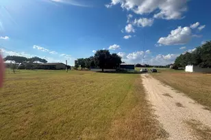 11085 Kosub Ln, San Antonio, TX 78223 - Photo 17