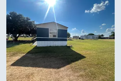 11085 Kosub Lane, San Antonio, TX 78223 - Photo 3
